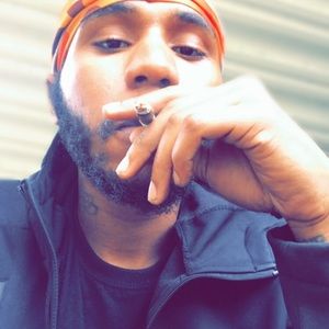 Meet your Posher, Deonte